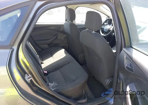 2015 Ford Focus S from USA, damaged, VIN 1FADP3E29FL304658